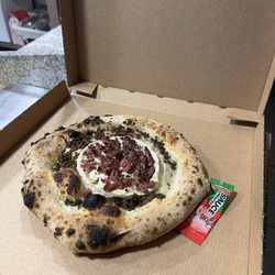 Pizza Camembert avec lardons