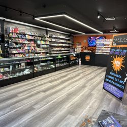 Vape Cave Smoke & Stuff