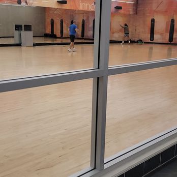 LA Fitness - Open floor area for boxing or dancing - Gyms Near Me - Hawthorne, California LA Fitness - Open floor area for boxing or dancing - Gyms Near Me - Hawthorne, California