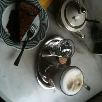 cafe chokolat - Schokoluchen und Latte - extrem lecker!! - Cafes Near Me - Dortmund, NW