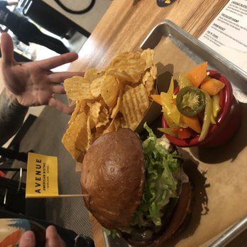 Avenue American Bistro - Classic burger - Sports Bars Near Me - Wayne, Michigan