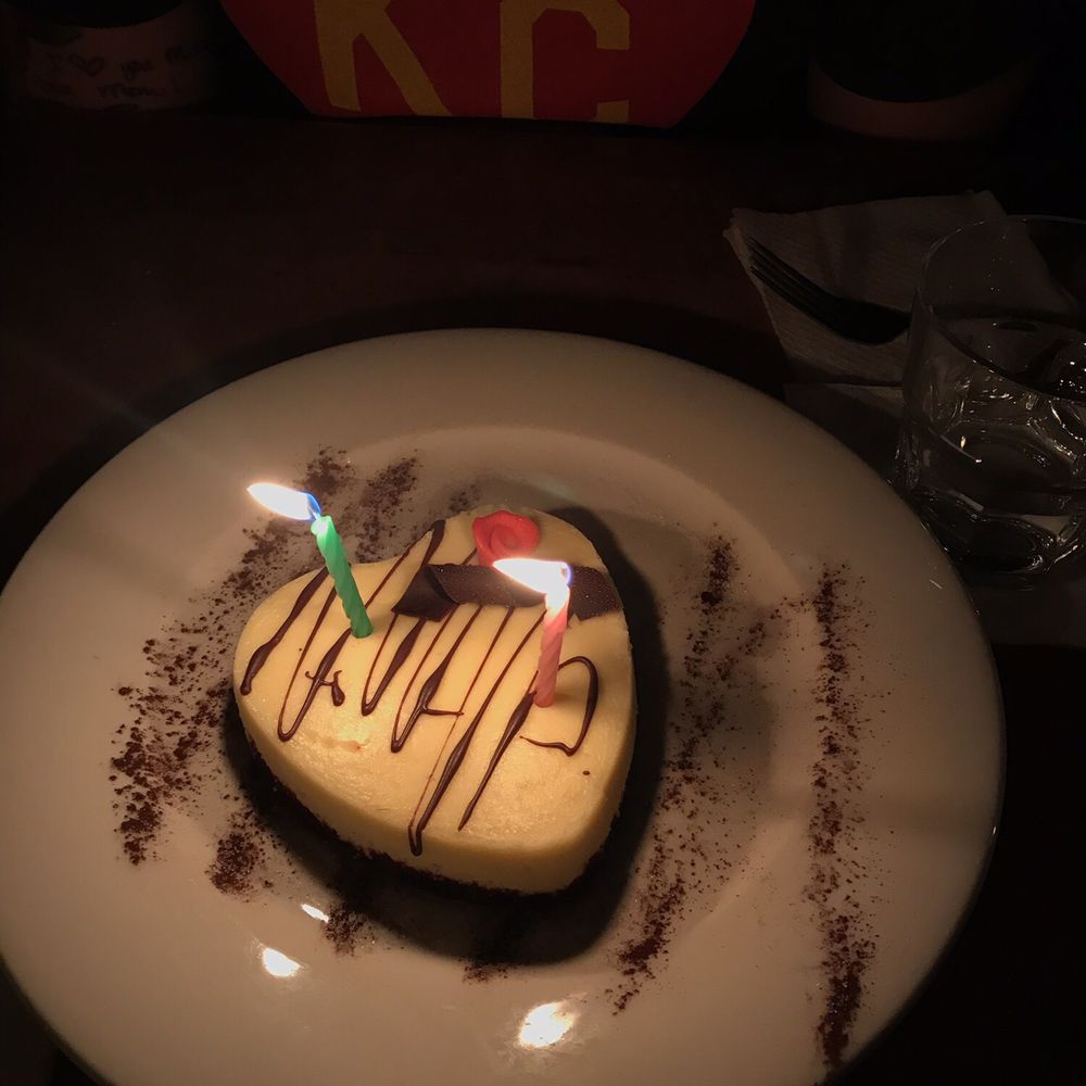 7 West Cafe - Birthday cake - Italian Near Me - Toronto, Ontario