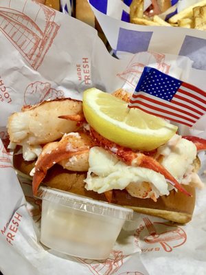 Spinnakers Restaurant by null