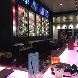 XYZ bar! XYZ bar!