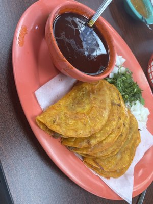 Taqueria Y Neveria San Luis 2