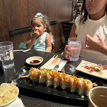 Sen Dai Sushi - Train roll - Japanese Near Me - Milpitas, California Sen Dai Sushi - Train roll - Japanese Near Me - Milpitas, California