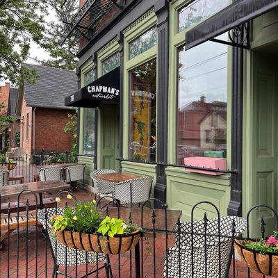 Chapman's Eat Market by null