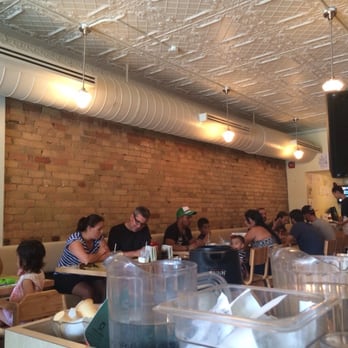 Sunnyside Grill - Happy people breakfasting. - Breakfast & Brunch Near Me - Toronto, Ontario
