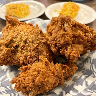 Cracker Barrel Old Country Store by null