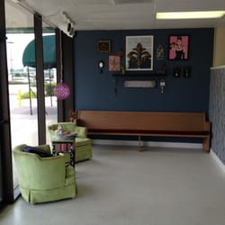Beehives & Bowties Salon