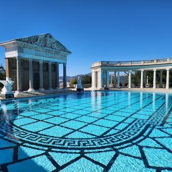 Hearst Castle - Tours Near Me - San Simeon, California