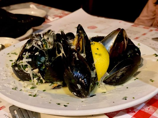 Vito's Ristorante by null