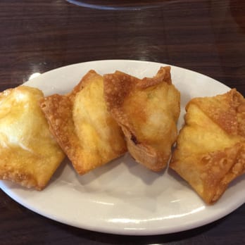 Rainbow Restaurant - Crab Rangoon - Chinese Near Me - Farmington, Michigan