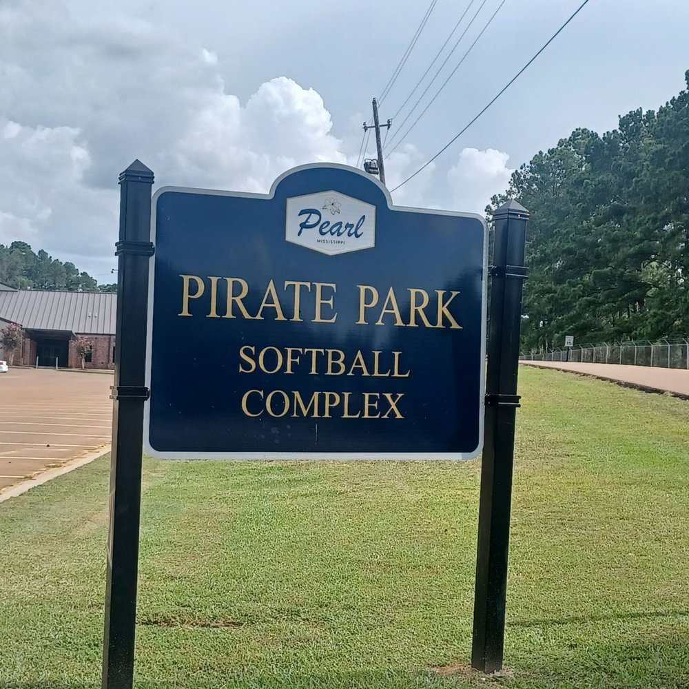 Pirate Park Logo