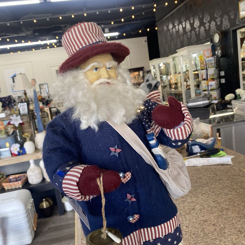Upscale Resale Thrift Store - This is the Fourth of July item I'm talking about. - Thrift Stores Near Me - Laguna Hills, California