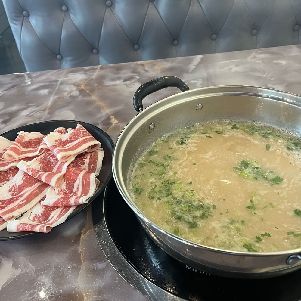 Shabu Shack - Tonkatsu broth with cilantro, garlic, and green onion added. Beef belly lunch - Japanese Near Me - Sacramento, California Shabu Shack - Tonkatsu broth with cilantro, garlic, and green onion added. Beef belly lunch - Japanese Near Me - Sacramento, California