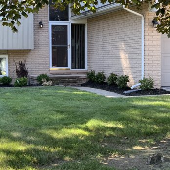 Graham's Landscaping - New garden bed. - Gardeners Near Me Graham's Landscaping - New garden bed. - Gardeners Near Me