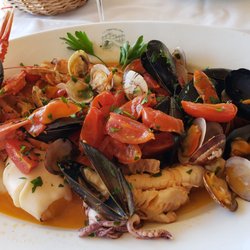 La Fontalina - Their famous seafood stew.