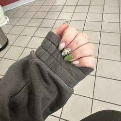 J&K Nails Center