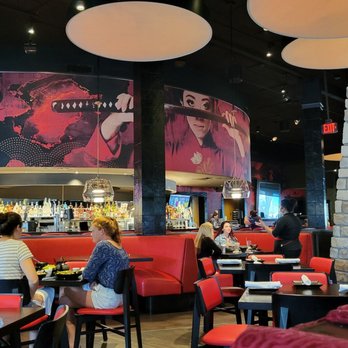 P.F. Chang's - the interior of the restaurant - Chinese Near Me - Winter Park, Florida P.F. Chang's - the interior of the restaurant - Chinese Near Me - Winter Park, Florida