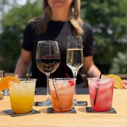 Thyme To Cater - Experienced bartenders and delicious, handcrafted cocktails, mocktails, and more.