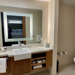 Large functional bathroom