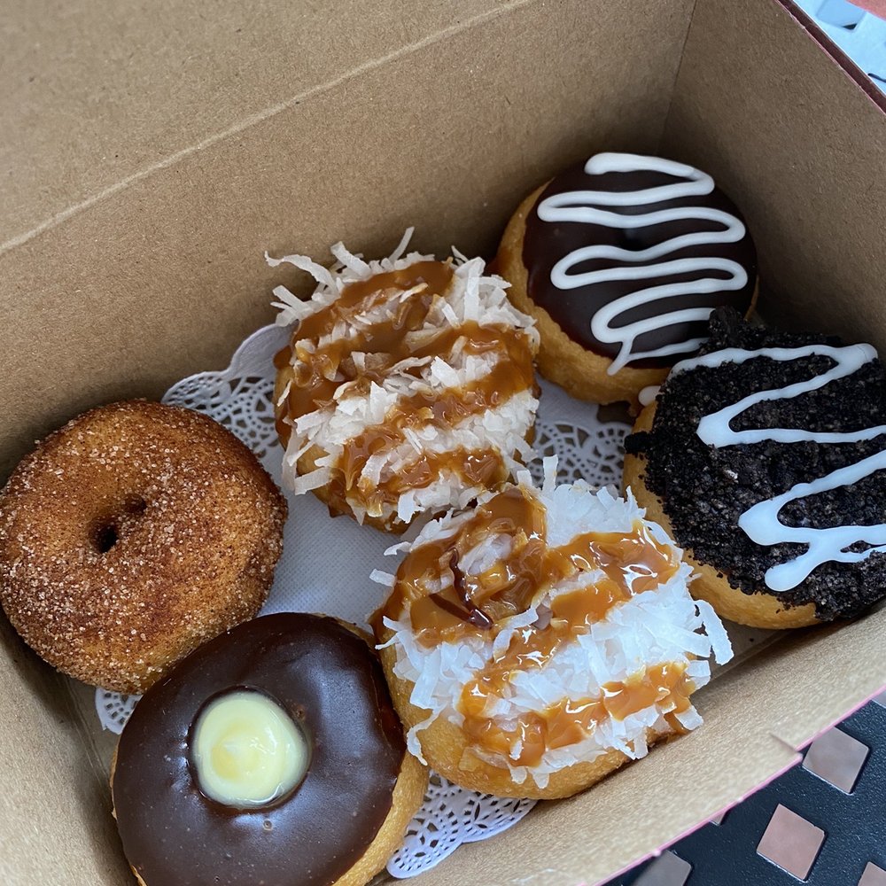 Cinnamon sugar, Boston creme, coconut caramel, chocolate frosted, oreo donuts Cinnamon sugar, Boston creme, coconut caramel, chocolate frosted, oreo donuts
