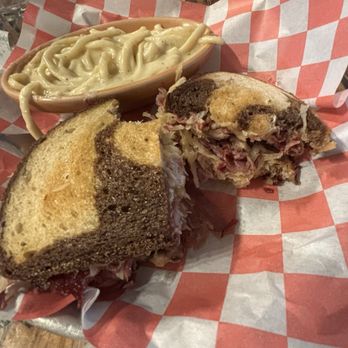 Lincoln Avenue Brewery - The Rueben's has house made corned beef. It was very tasty - Breweries Near Me - Pittsburgh, Pennsylvania Lincoln Avenue Brewery - The Rueben's has house made corned beef. It was very tasty - Breweries Near Me - Pittsburgh, Pennsylvania