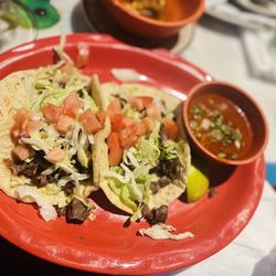 Mi Guatemala Restaurant - Steak tacos