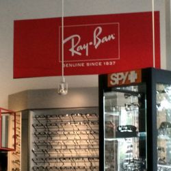 Eye Boutique - Big selection.