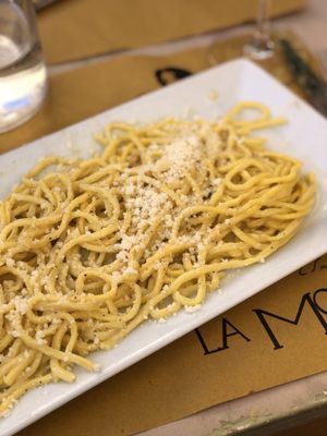 È Passata la Moretta | Osteria Romana di un Tempo by null