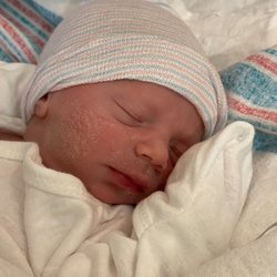 Doula Kaci Warren - Last baby of 2023!
