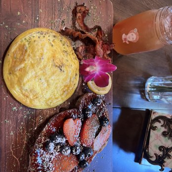 The Modern Rose - blooming breakfast with side of bacon and happy-go-lucky tea - Breakfast & Brunch Near Me - St. Augustine, Florida The Modern Rose - blooming breakfast with side of bacon and happy-go-lucky tea - Breakfast & Brunch Near Me - St. Augustine, Florida