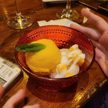 OBAO - Mango sticky rice - Asian Fusion Near Me - New York, New York