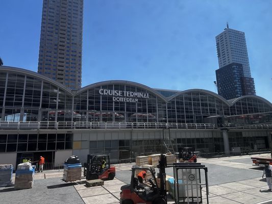 Cruise Terminal Rotterdam by null