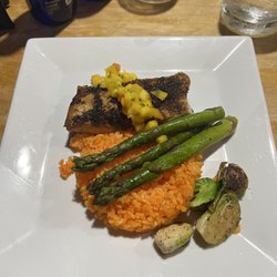 The Galleon Steaks and Seafood - Mahi mahi