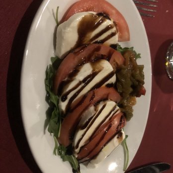 Bella Vie - Tomato and Mozzarella Caprese - Italian Near Me - Bay Shore, New York Bella Vie - Tomato and Mozzarella Caprese - Italian Near Me - Bay Shore, New York