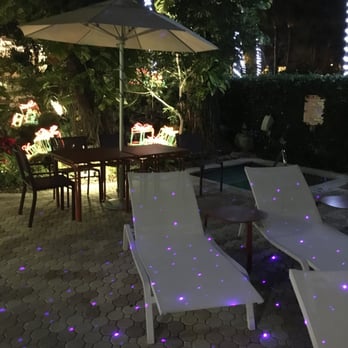 Almond Tree Inn - Hotels Near Me - Key West, Florida