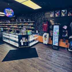 Kings of Vapor and Smoke - Akron's Best vape and smoke shop