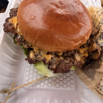 Holy Smash - Food Trucks Near Me - Kahuku, Hawaii Holy Smash - Food Trucks Near Me - Kahuku, Hawaii