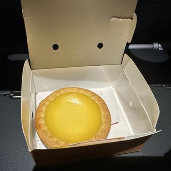 Cathay Pacific - Airlines Near Me