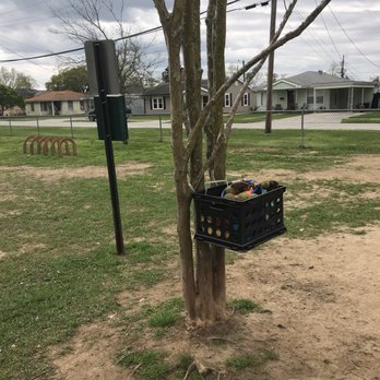 Gretna Dog Park - Toy basket - Dog Parks Near Me - Gretna, Louisiana