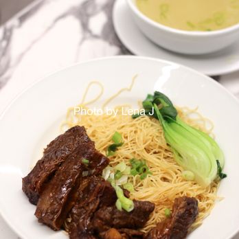 Chopstix - Beef Stew Lo-Mein ($19) - Soup Near Me - Banff, Alberta Chopstix - Beef Stew Lo-Mein ($19) - Soup Near Me - Banff, Alberta