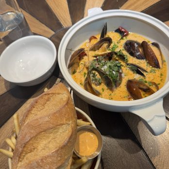 Mariscos San Pedro - Mussels & fries - Mexican Near Me - Chicago, Illinois