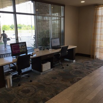 Hampton Inn Searcy - Business Desks - Hotels Near Me - Searcy, Arkansas