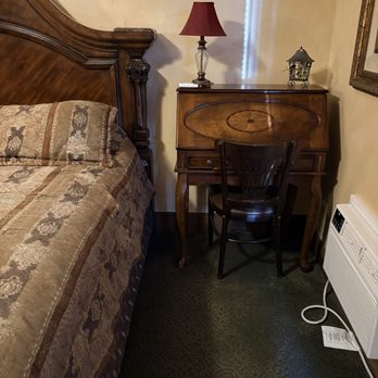 Antlers Inn - Hotels Near Me - Walden, Colorado Antlers Inn - Hotels Near Me - Walden, Colorado