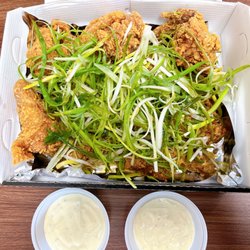 Don Chicken - Green onion Chicken with special
Ranch sauce ~~