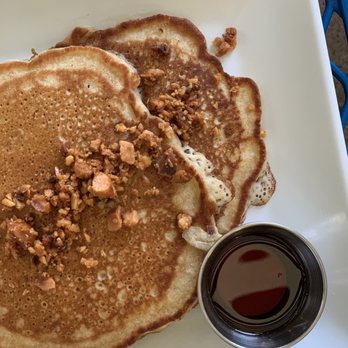 Anuenue Cafe - Mac nut pancakes - Cafes Near Me - Koloa, Hawaii