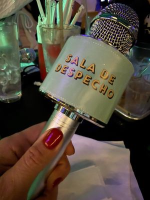 Sala de Despecho Barsecco by null