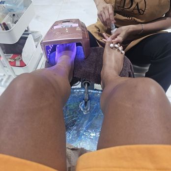 Del Amo Nails - Gel nail - Nail Salons Near Me - Torrance, California